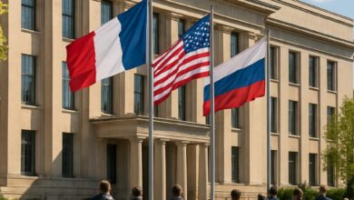 Bâtiments publics arborant des drapeaux étrangers : une neutralité compromise.