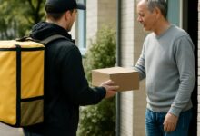 Responsabilité en cas de remise de carte à un livreur frauduleux.